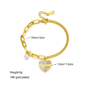 18K gold plated stainless steel chain bracelet with pearls and a heart pendant charm
