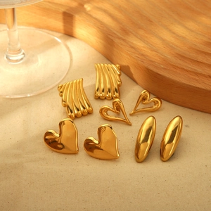 Set of four 18K gold plated stainless steel earrings in heart and geometric designs