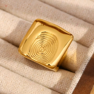 Siegelring Edelstahl 18K Vergoldet Quadratisch Fingerabdruck Struktur Spirale Geometrisch Klobig Modischer Schmuck Damen