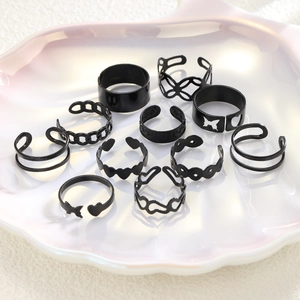 Black Alloy Finger Rings Hollow Out Heart Butterfly Punk Gothic Hip Hop Retro Electroplated For Women And Men