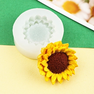 Sunflower silicone mold and finished resin flower for DIY baking and decoration