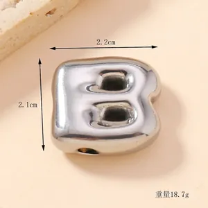 Detailed view of silver bubble letter B pendant with 18.7g weight and 2.1cm size specs