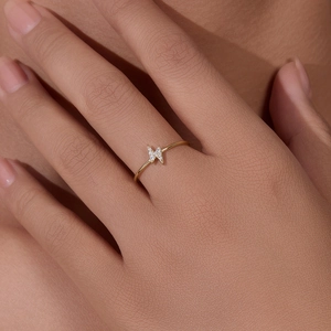 Minimalist 925 sterling silver lightning bolt ring with zircon inlay on a model hand
