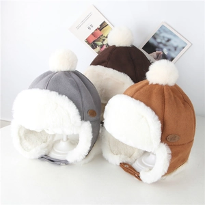 Bonnets d'hiver pour bébés avec doublure en fausse fourrure et cache-oreilles en trois couleurs