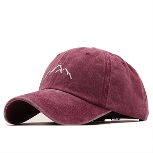 Casquette de baseball bordeaux délavée vintage avec broderie montagne pour hommes et femmes