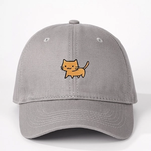 Berretto da baseball in cotone grigio con ricamo gatto arancione e cinturino regolabile