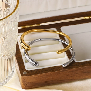 Minimalist 18k gold and silver plated stainless steel C-shape water drop open bracelets