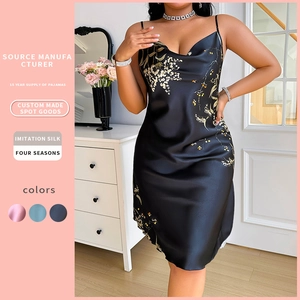 Nuisette Grande Taille Femmes Imitation Satin Satin Imprimé Fleuri Col Bénitier Bretelles Spaghetti Nuit Lingerie