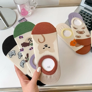 Cartoon jacquard no-show socks for women with non-slip silicone grip and cute animal patterns