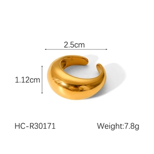 Detailed size view of a chunky 18k gold plated stainless steel ring with 2.5cm diameter