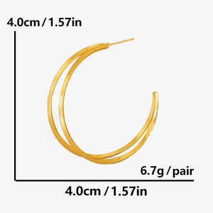 Detail view of 4cm double gold circle earrings showing dimensions and weight 6.7g