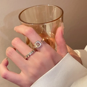 Elegant gold square zircon double ring set with mother of pearl for women