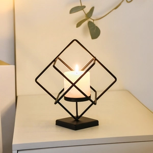 Bougeoir géométrique moderne en fer noir avec bougie pour décoration de table à manger