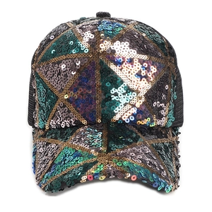 Breathable mesh baseball cap for women with colorful geometric sequin pattern decoration