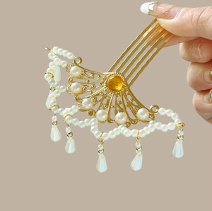 Chinesischer Stil Vintage Fächerförmiger Haarkamm Goldlegierung Hohl Mit Kunstperle Quaste Bernstein Glasstein Hanfu