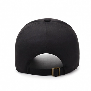 Casquette de baseball en coton noir avec boucle en métal bronze réglable vue arrière