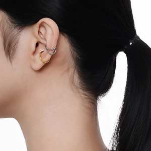 Minimalist S925 sterling silver ear cuffs with hammered texture on female model
