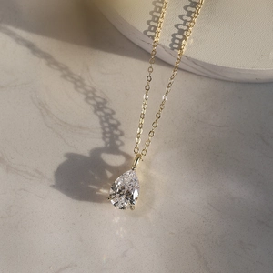 Collier Pendentif Goutte d'eau en Argent Sterling 925 pour Femme Elégante Chaîne de Clavicule en Zirconia Poire Bijoux Plaqués Or Argent