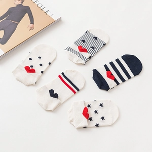 Women Japanese Cotton Boat Socks Cute Heart Striped Invisible Socks Anti-Slip Low Cut No Show Casual Student Socks