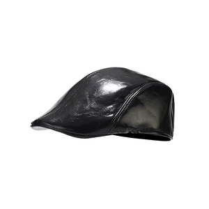 Classic black PU leather ivy cap for men featuring a glossy finish and vintage British style