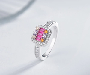 Detailed macro view of the 925 silver ring featuring colorful gemstones and pave diamonds