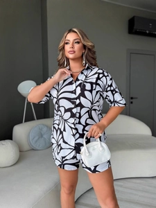 Ensemble deux pièces femme avec chemise et short à imprimé de feuilles noir et blanc