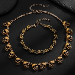 Vintage gouden schedel ketting en armband set in gotische punk stijl voor Halloween