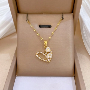 Golden Heart Flower Pendant Necklace Stainless Steel Chain Copper Cubic Zirconia Elegant Jewelry Accessory For Women