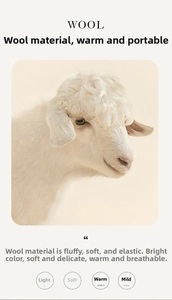 Primer plano de una cabra blanca que muestra el material de lana natural para gorros de invierno