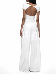 T-shirt blanc dos nu à épaules dénudées avec pantalon large assorti pour femmes