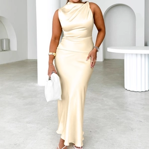 Satin Maxi Kleid Einschultrig Ärmellos Gekräuselt Schlanke Passform Meerjungfrau Saum Champagner Abendparty Damen