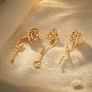 3D golden rose pendant made of 18K gold plated stainless steel for DIY jewelry making