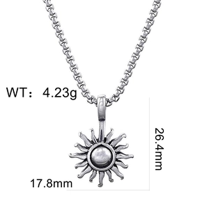 Detailed dimensions of antique silver sun pendant necklace showing 26.4mm height and 4.23g weight