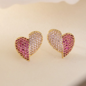Boucles d'oreilles cœur en plaqué or 18 carats avec pavé de zircons roses et rouges