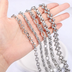 Sélection de chaînes en acier inoxydable argenté pour la création de bijoux
