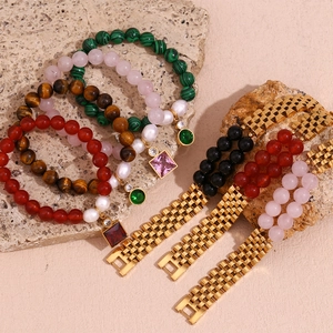 Bracelet Künstliche Perles Pierre Naturelle Acier Inoxydable Chaîne Montre Plaqué Or Pendentif Zircon Künstliche Perle Bijoux Mode Femmes