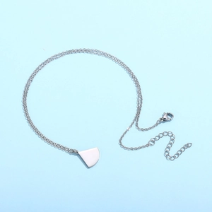Detail of silver stainless steel necklace with fan pendant and lobster clasp mechanism