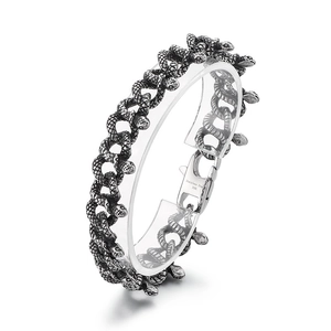 Retro punk snake chain bracelet in 316L stainless steel with detailed snake head carving