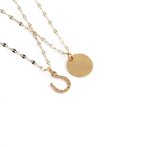 Horseshoe Round Pendant Necklace Stainless Steel Geometric Fashion Jewelry For Women Simple Lip Chain