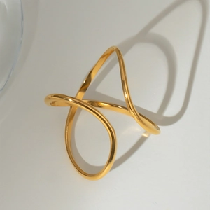 Minimalist adjustable stainless steel ring with abstract gold-plated wavy line design