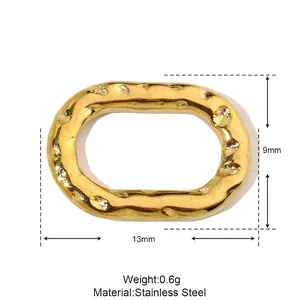 Detailed view of a gold oval stainless steel link with dimensions 13mm by 9mm