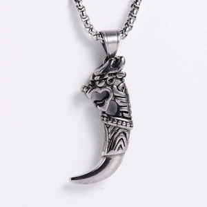 Retro dragon head wolf tooth pendant necklace in vintage silver finish for men