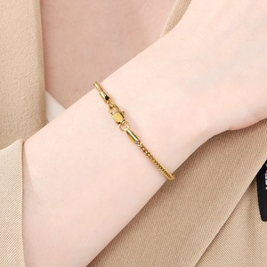 Minimalist gold titanium steel curb chain bracelet with lobster clasp for men and women