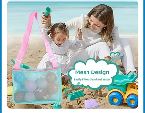 Detail of mesh beach bag with sand-filtering net design and pink adjustable straps