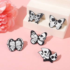 Spilla in Smalto Farfalla Scheletro Gotico Lega Arte Scura Bianco Nero Teschio Insetto Distintivo per Vestiti Regalo Halloween