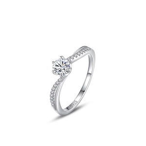 Luxurious S925 sterling silver ring featuring a six-prong round cubic zirconia and twisted band