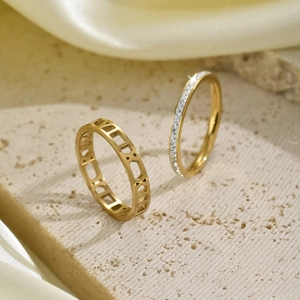 Two-in-one Roman numeral cutout ring and crystal-studded band set in gold-plated steel