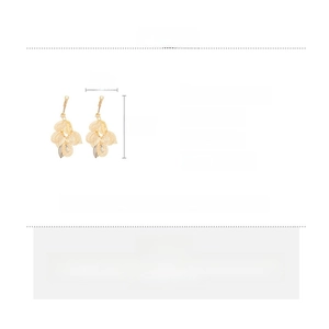 Detailed size chart for leaf tassel earrings with zircon and copper material specs