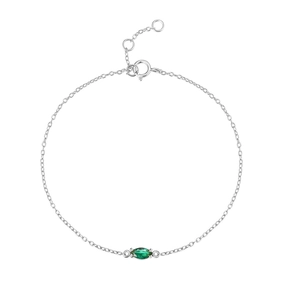 Macro shot of S925 sterling silver chain featuring marquise-cut green zircon gemstone