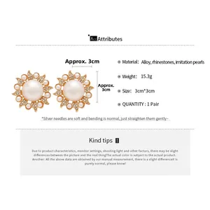 Baroque sunflower earrings dimensions of 3x3cm with pearl and rhinestone details